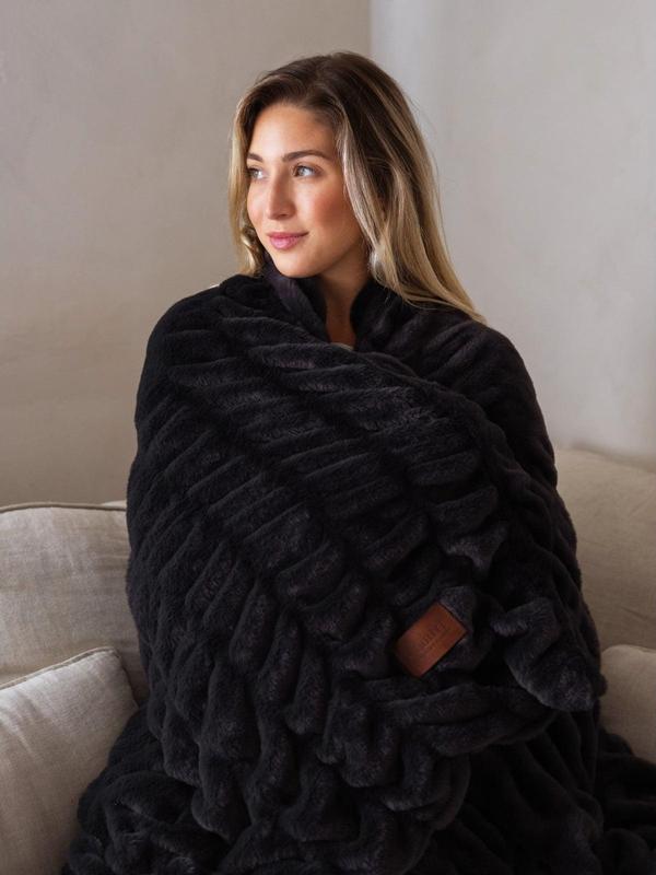 Luxury Comfort Dreamer Blanket – Velvet-Soft Texture for Stress-Free Rest